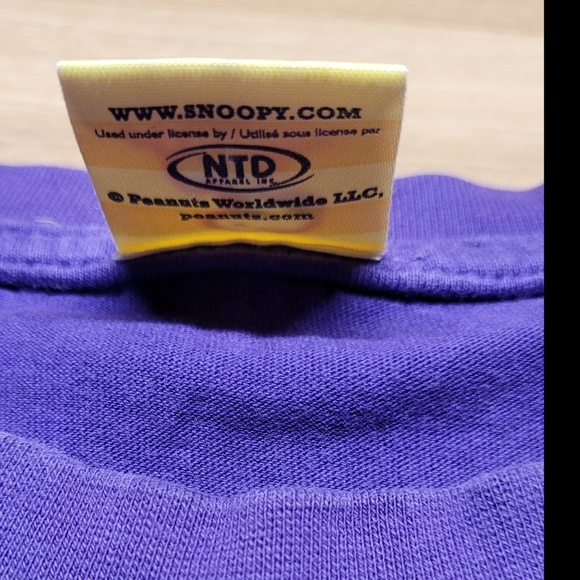 XL Purple Peanuts Tshirt - Picture 3 of 4